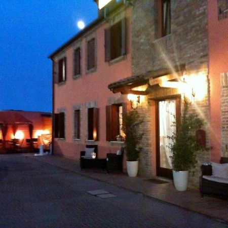 Hotel Le Corti Pitstop Ferrara Exterior photo