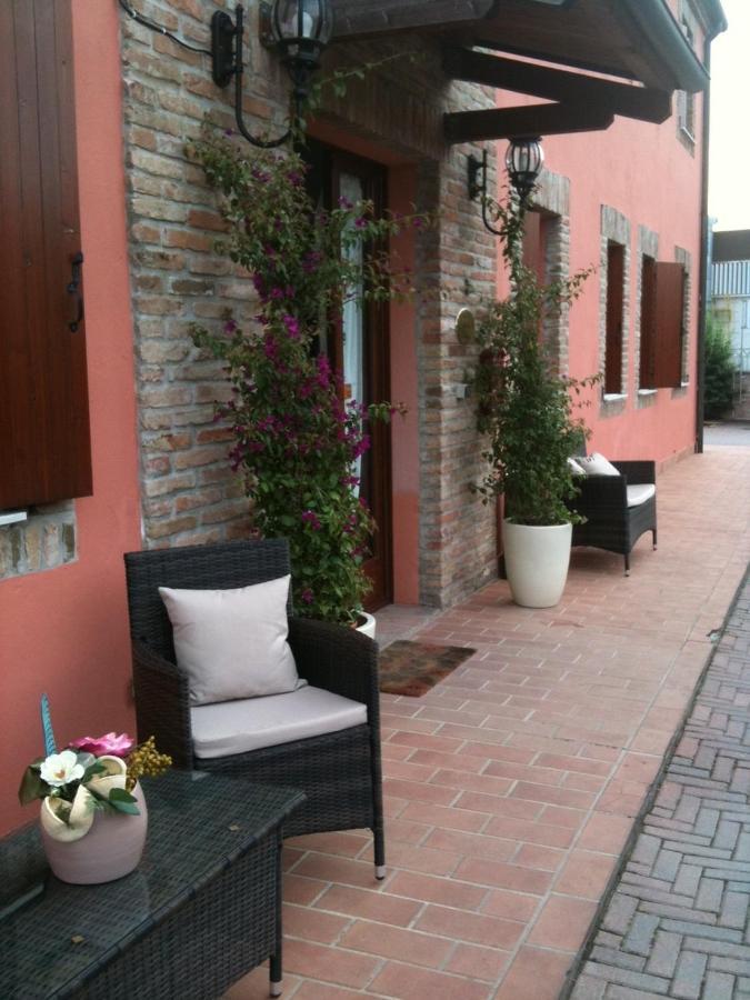 Hotel Le Corti Pitstop Ferrara Exterior photo