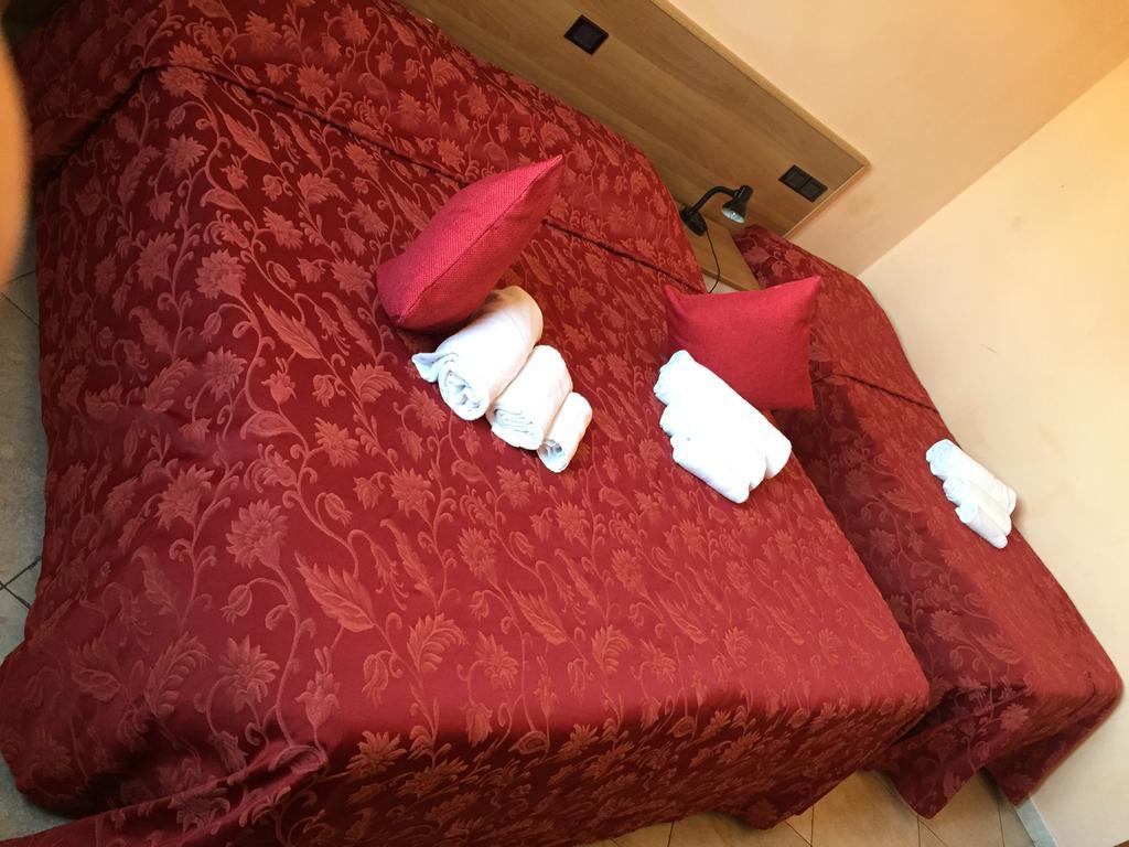 Hotel Le Corti Pitstop Ferrara Exterior photo